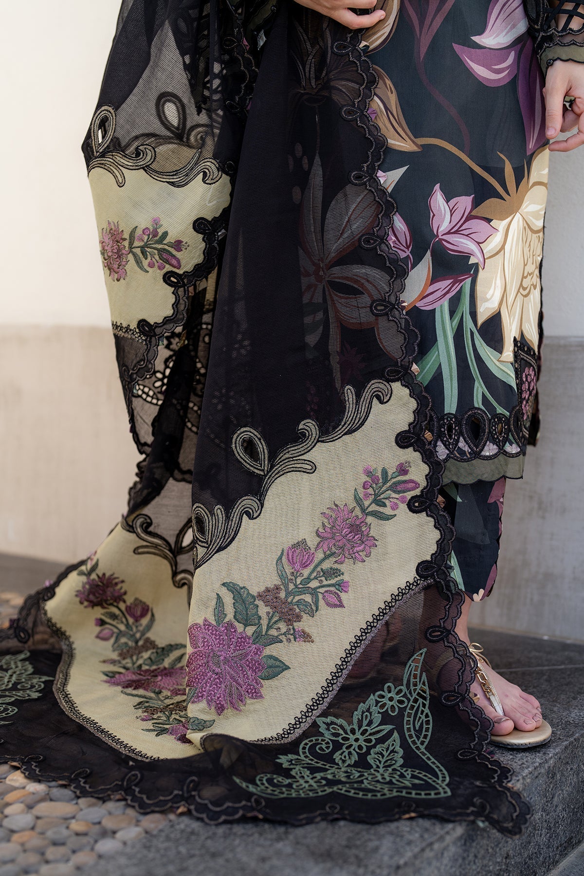 Baroque Print Embroidered Lawn 3pc SL-3050