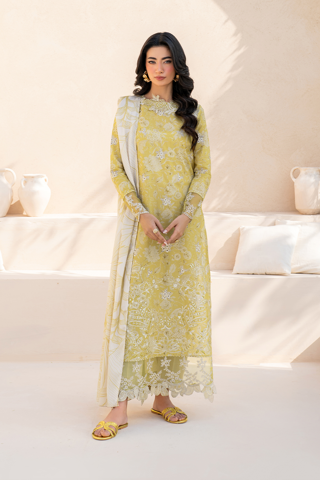 IZNIK Lawn Print Embroidered SL-3298