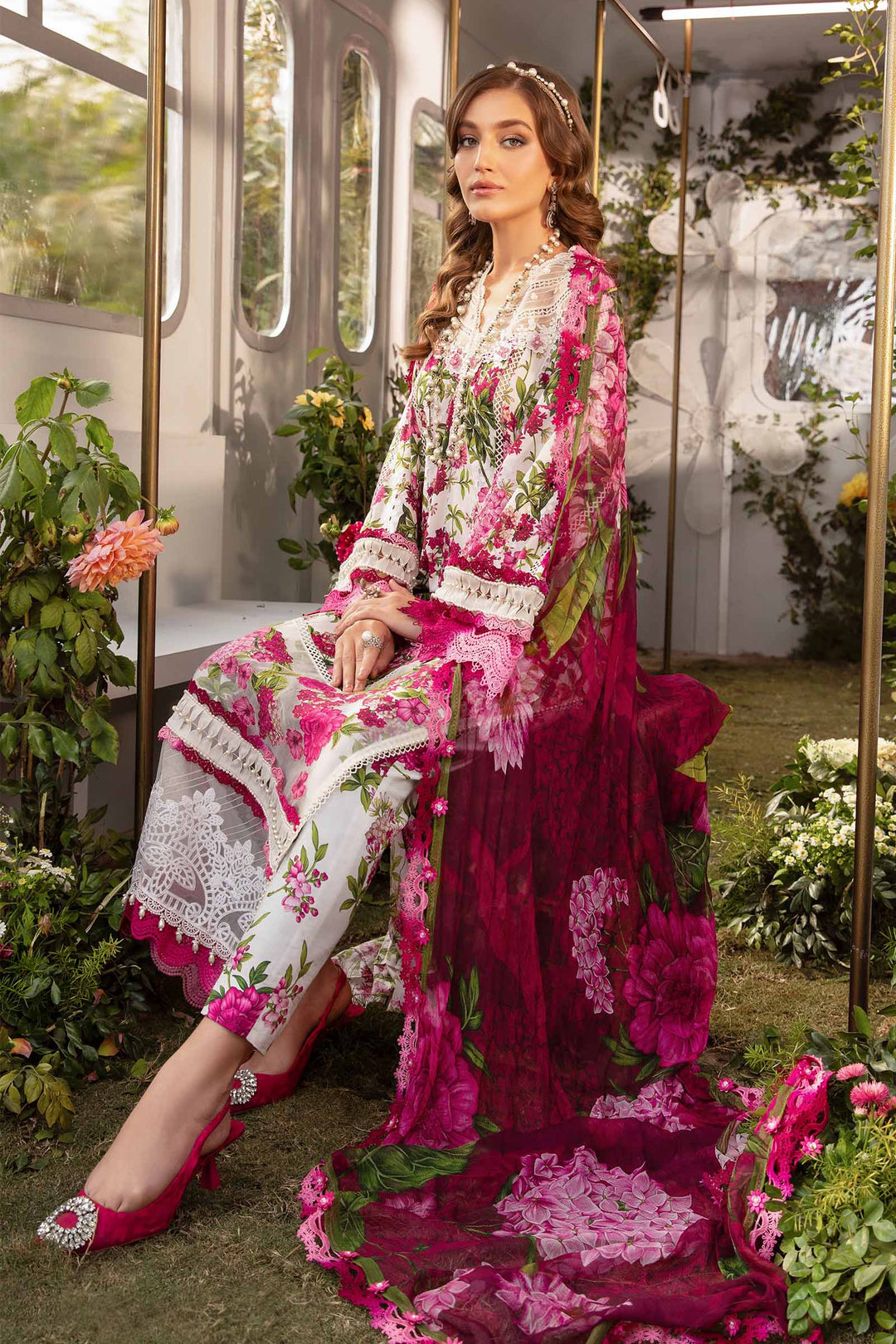 Maria B SL-2102 Embroidered Lawn Print 3pc (Unstiched)